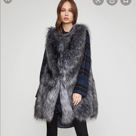 BCBGMaxAzria Jackets & Blazers - BCBG faux fur vest